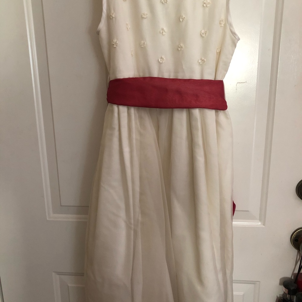 Girls size 10 Strasburg formal dress